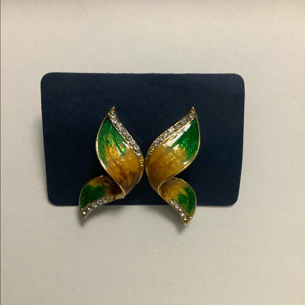 ✨SALE✨Butterfly Wing Rhinestone Women’s Earrings
